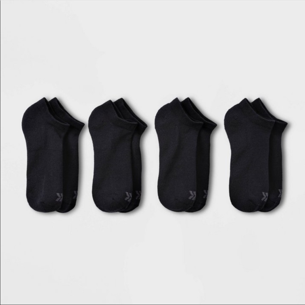 Women’s black no show sock set